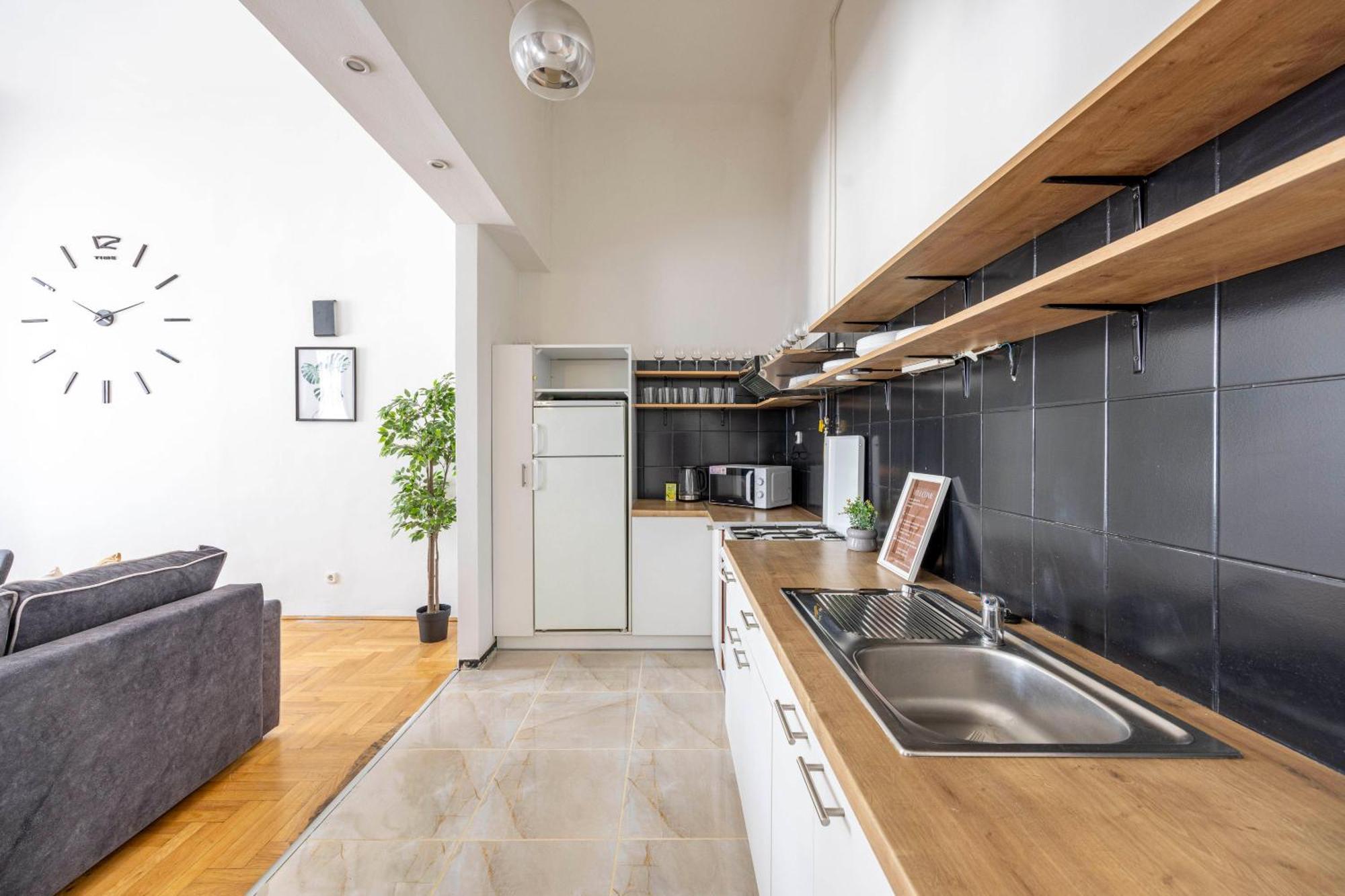 Super Central Cozy Home On The St. Stephen Road Budapeste Exterior foto